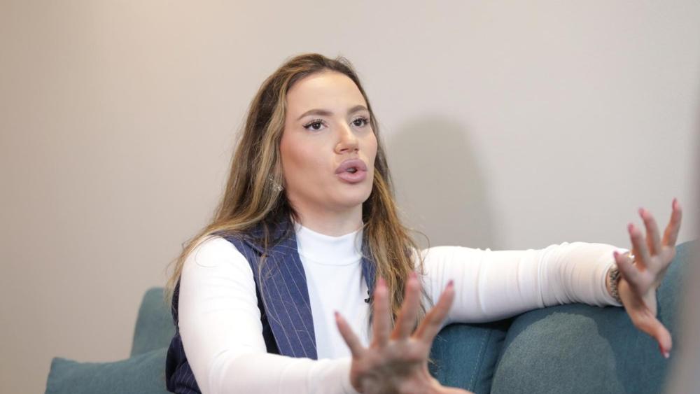 "NISU JOŠ OZDRAVILI" Kristina Spalević izašla sa sinovima iz bolnice, otkrila kako se sada mališani osećaju
