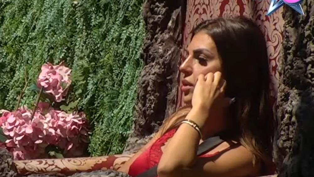 Potresna ispovest Ene Čolić: "Bila sam devojčica kad sam dobila dete, zlostavljao me je"