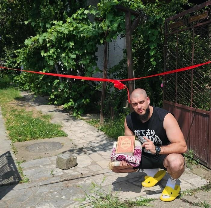 DEJAN DRAGOJEVIĆ KUPIO NEKRETNINU OD 300.000 €! Konačno ostvario svoj san, a kad čujete koje je mesto izabrao sve će vam biti jasno...