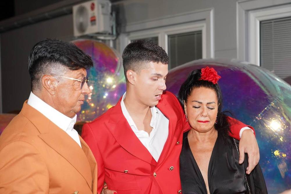 Zlata Petrović dočekala sina Peju na finalu Elite 8, odmah se  obratila Eni: Šokirala rečima, pa najavila svadbu