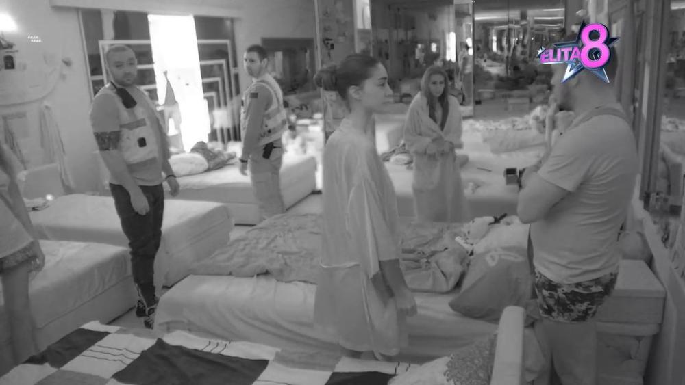 HLADAN TUŠ! Anđela jeca i preklinje Gastoza da se smiri, on ne može očima da je vidi! (VIDEO)
