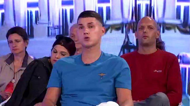 Ena tvrdi da je vaspitana, a pričala je da me mama napravila na vermutu: Peja brutalno uništio Enu Čolić, niže poniženje jedno za drugim! (VIDEO)