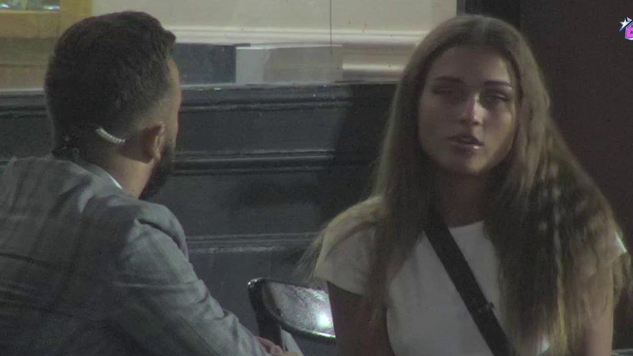 Kako ne traže drugarice jer nemaju poverenje, a TRAŽE DEČKA?! Sofi Tkačenko bez dlake na jeziku progovorila o Anđeli, otkrila kada je primetila da joj baš ona SMETA, pa priznala: Smatram da je ona samoživa, ume da bude bezobrazna... (VIDEO)