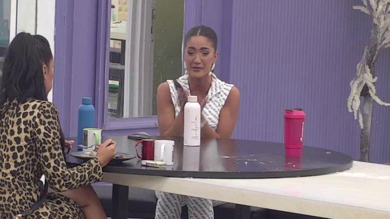 Neviđena dramaturgija Anđele Đuričić: Zbog Gastoza urliče i jeca kao nikad do sad, Karić je rešio jednim potezom! (VIDEO)
