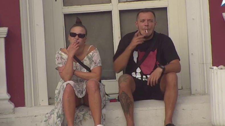 Gastozu pala roletna: Smučilo mu se više da gleda foliražu Milene Kačavende, žestoko je opljuvao! (VIDEO)