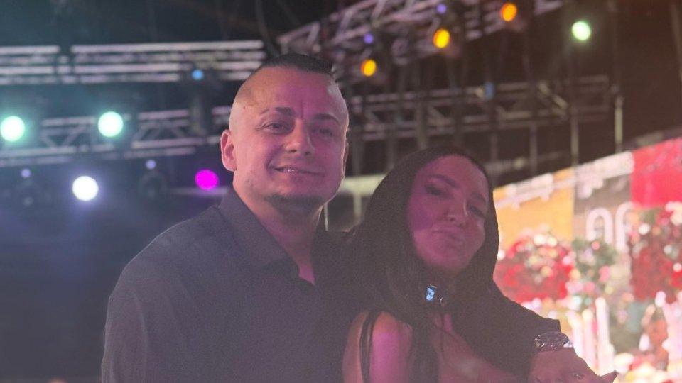 ŠOK NAKON ELITE! Isplivala INTIMNA fotka Terze i Slađe Poršeline: Evo šta on radi dok Milica čeka njegov poziv (FOTO)