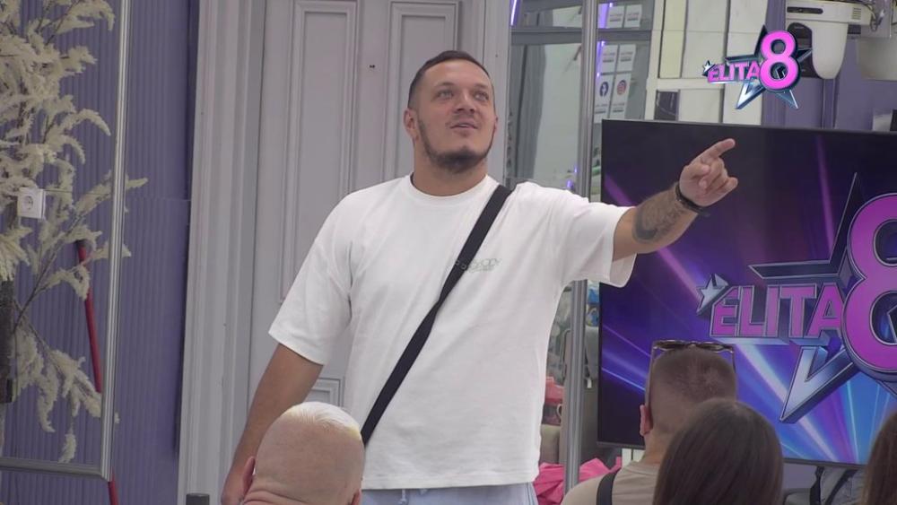 ČISTI PLAŽE, MUZIKA NIJE ZA TEBE! Gastoz opleo po Mićinoj karijeri, on mu odbrusio: ŽIVOT TI JE PROPAO! (VIDEO)