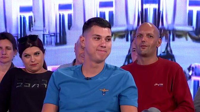 Tinja vatra na sve strane: Ena Čolić i Peja ne mogu da sakriju emocije, ovim potezom dokazali da su na korak do pomirenja! (VIDEO)