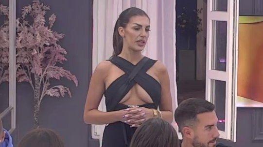 NE ŠTEDI NIKOGA! Ena Čolić demolirala Luku i Sandru u paketu, a onda je Terza ZARATIO sa svima (VIDEO)