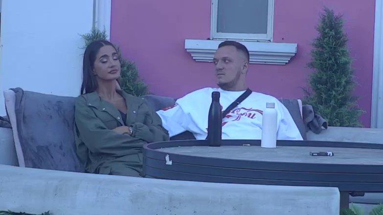 24 sata ih deli od rastanka ili novog početka: Gastoz gubi kontrolu, evo kako poslednje trenutke u Eliti provodi sa Anđelom! (VIDEO)