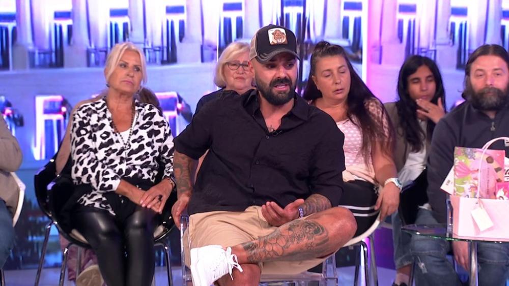 LUPIO MU ŠAMAR REALNOSTI! Gledalac žestoko izrešetao Luku, pa Vujović doneo odluku da pozove OCA, a evo da li i dalje stoji uz Aneli! (VIDEO)