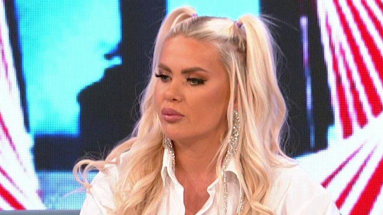 SANJA STANKOVIĆ HITNO PRIMLJENA U BOLNICU! Drama na moru, voditeljka ne može da se pomeri... Evo u kakvom je stanju (FOTO)