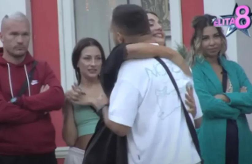 ANĐELA SKOČILA GASTOZU U ZAGRLJAJ KADA SU SAOPŠTENI REZULTATI GLASANJA: Evo ko je napustio"Elitu" samo pet dana pred finale