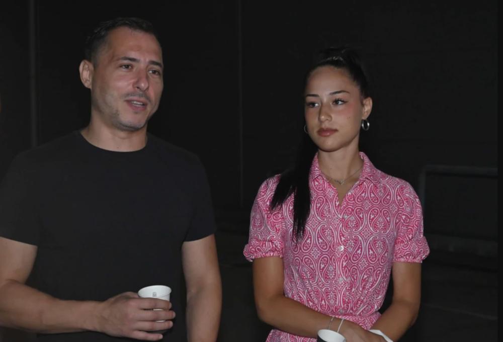 MIKI DUDIĆ PODRŽAO BRATA Jovana sa ĆERKOM u Šimanovcima, svi šaputali da je UNUKA ISTA ZLATA IZ MLAĐIH DANA! (FOTO)