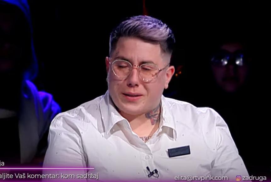 JOVANA TOMIĆ MATORA RASPLAKALA OBJAVOM: "NEDOSTAJEŠ"