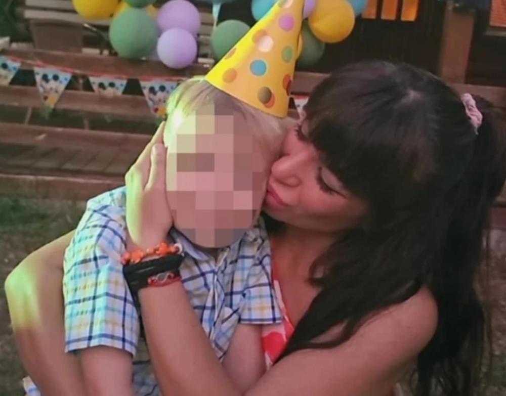 SLAVLJE U DOMU KULIĆA! Svi grle i ljube malog Željka, BAKA Marija UPUTILA ČESTITKU, a oči pune suza: "Unuk ne znači puno, UNUK ZNAČI SVE"