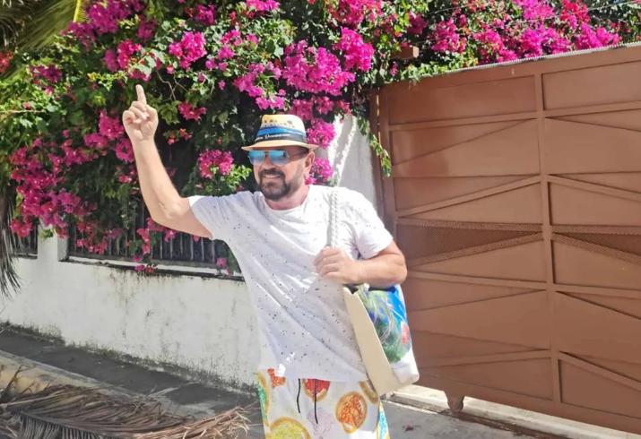 Folkerova ćerka digla nogu u klubu kao Brena, a stomak go: Svi se pitaju kad se desila ova promena