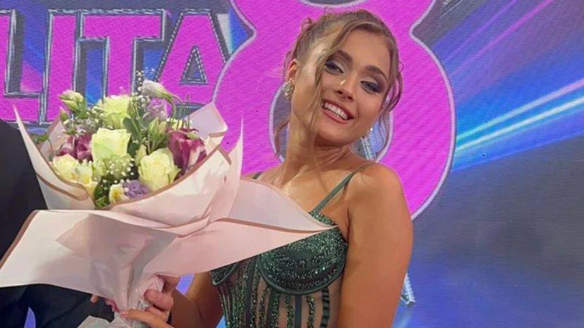Trećeplasirana SOFI UHVAĆENA na GRADSKOM BAZENU sa ovim finalistom Elite! 👀🔥🥵