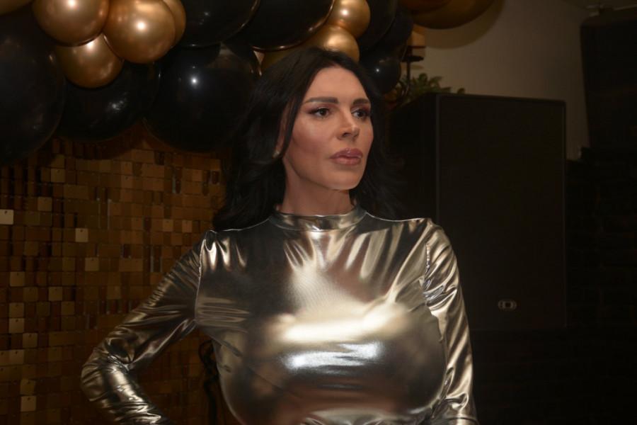 OD VENČANJA DO ZATVORA: Elektra Elit trebalo da stane na ludi kamen za tri dana - ovom macanu bi izgovorila sudbonosno "Da"! (FOTO)