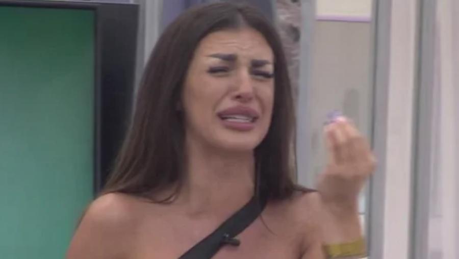 ENA ČOLIĆ OBMANULA NACIJU: Krila istinu o svom poreklu - sada je sve isplivalo na površinu! (VIDEO)