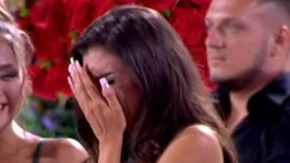 Ena Čolić progovorila o vezivanju za stolicu: Otac deteta je prekršio zabranu prilaska? "Preživela sam nasilje u porodici"