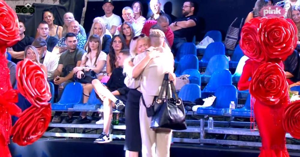 Bolne reči učesnika rijalitija na najsrećniji dan: Samo mu ona već 24 godine dolazi na rođendan