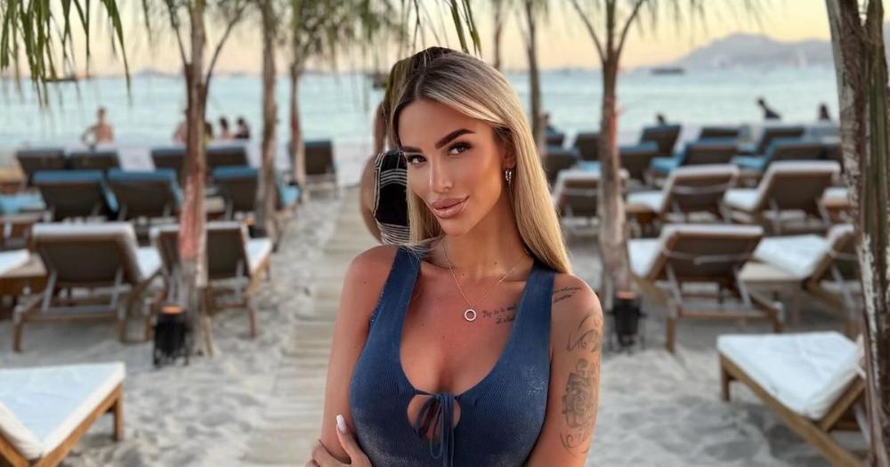 Aleksandra Nikolić konačno pokazala verenika! Crn i visok, pozirali na plaži, pa uživali uz vino i vatromet