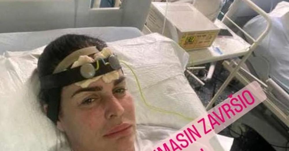 Milena Kačavenda završila u bolnici! Zabrinjavajuće slike, na glavi joj prikačen čudan aparat: "Završila na.."