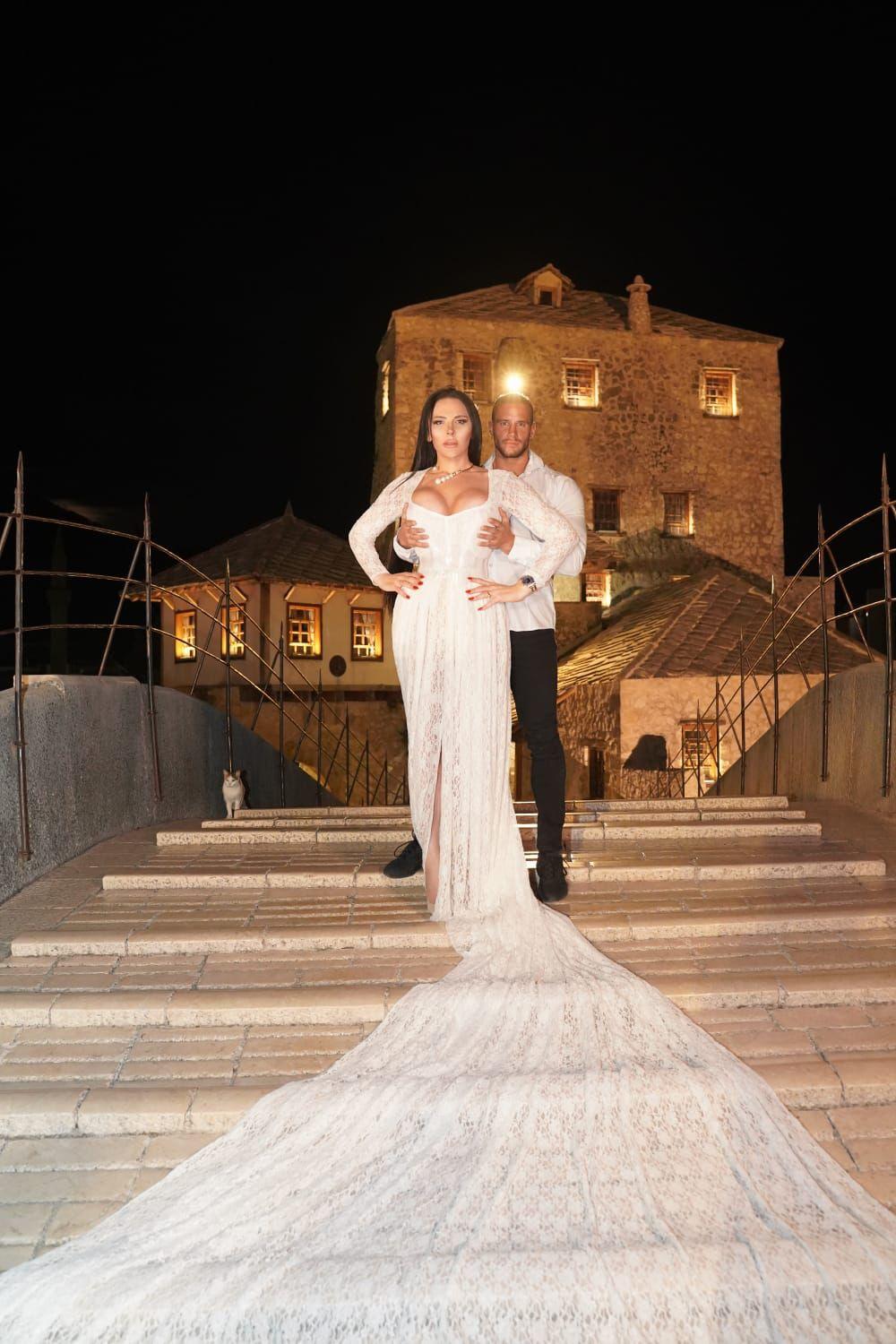 Naša poznata pevačica nekada bila Đuro: Promenila pol, otkrila da se bavi prostitucijom, pa završila u zatvoru