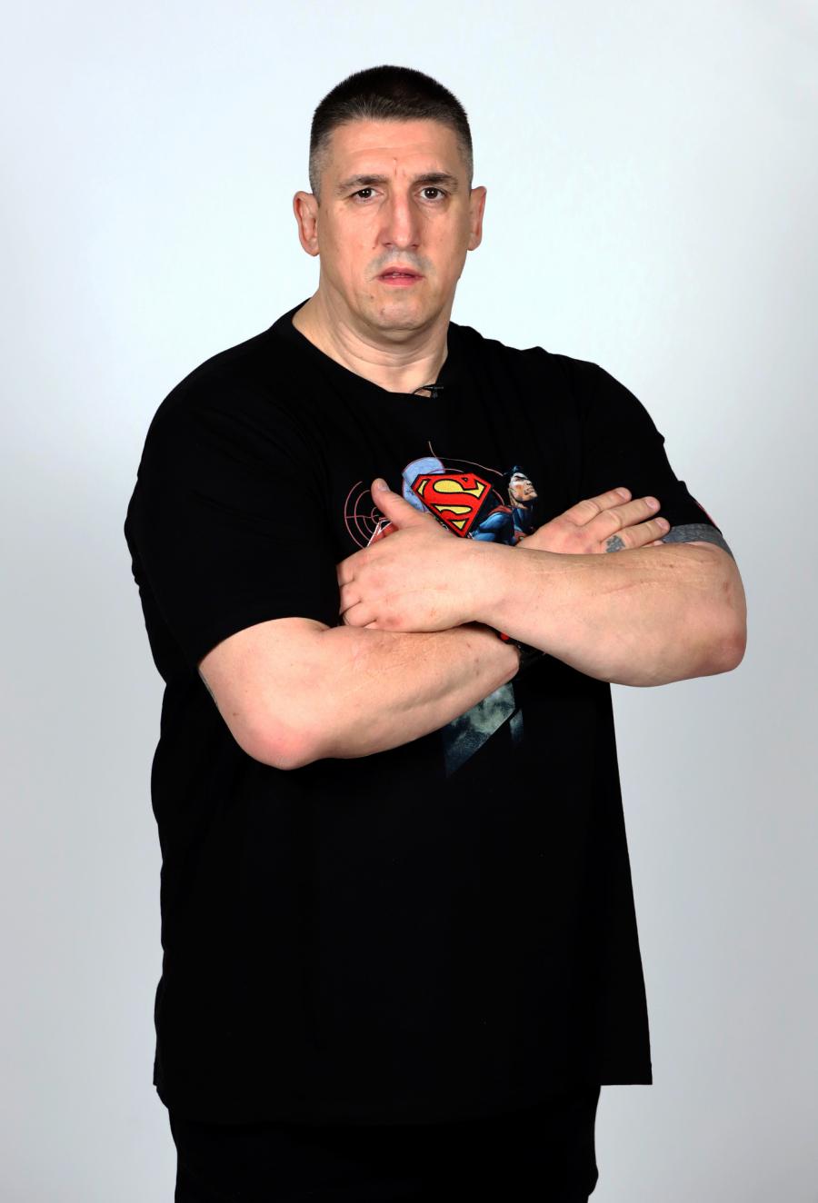 KRISTIJAN GOLUBOVIĆ ZAVRŠIO U BOLNICI! Kristina ga sve vreme držala za ruku, evo šta mu se desilo (FOTO)