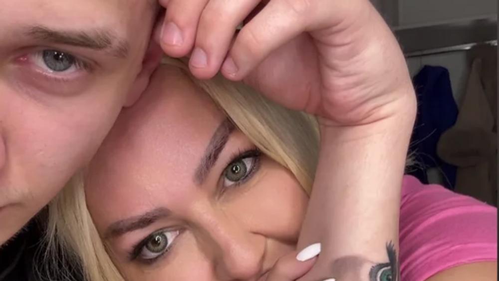 Trudna 20 godina starija žena bivšeg zadrugara: Andrej (18) puca od sreće