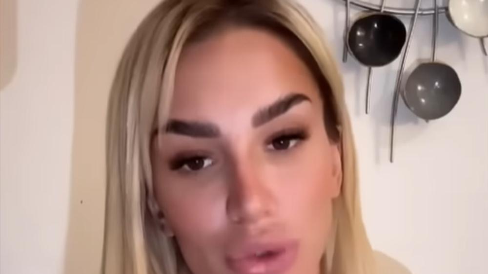"DOBILA SAM PONUDU KOJU BI RETKO KO ODBIO, ZNAM KOLIKO VREDIM" Aleksandra Nikolić o ulasku u "Elitu 9": "Ne zanima me ko ulazi, to je za mene mačiji kašalj"