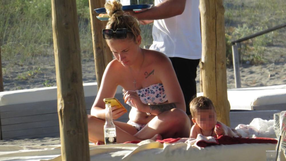 Terza i Milica uhvaćeni zajedno: Prvi put video ćerku Barbaru