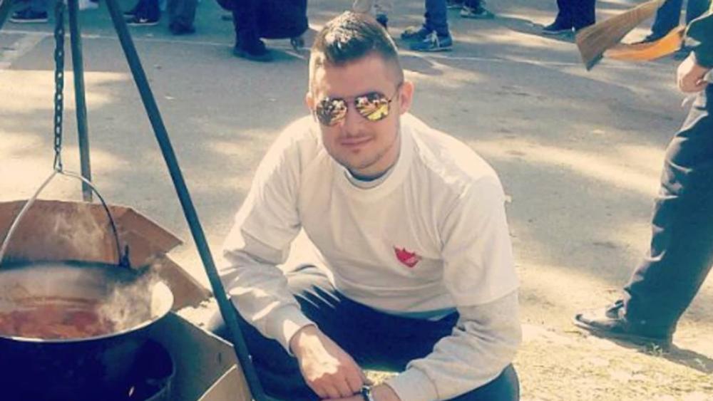 Pevač prevario ženu, pa ljubavnici otvorio sajt za odrasle: Zajedno naplaćivali njene fotografije