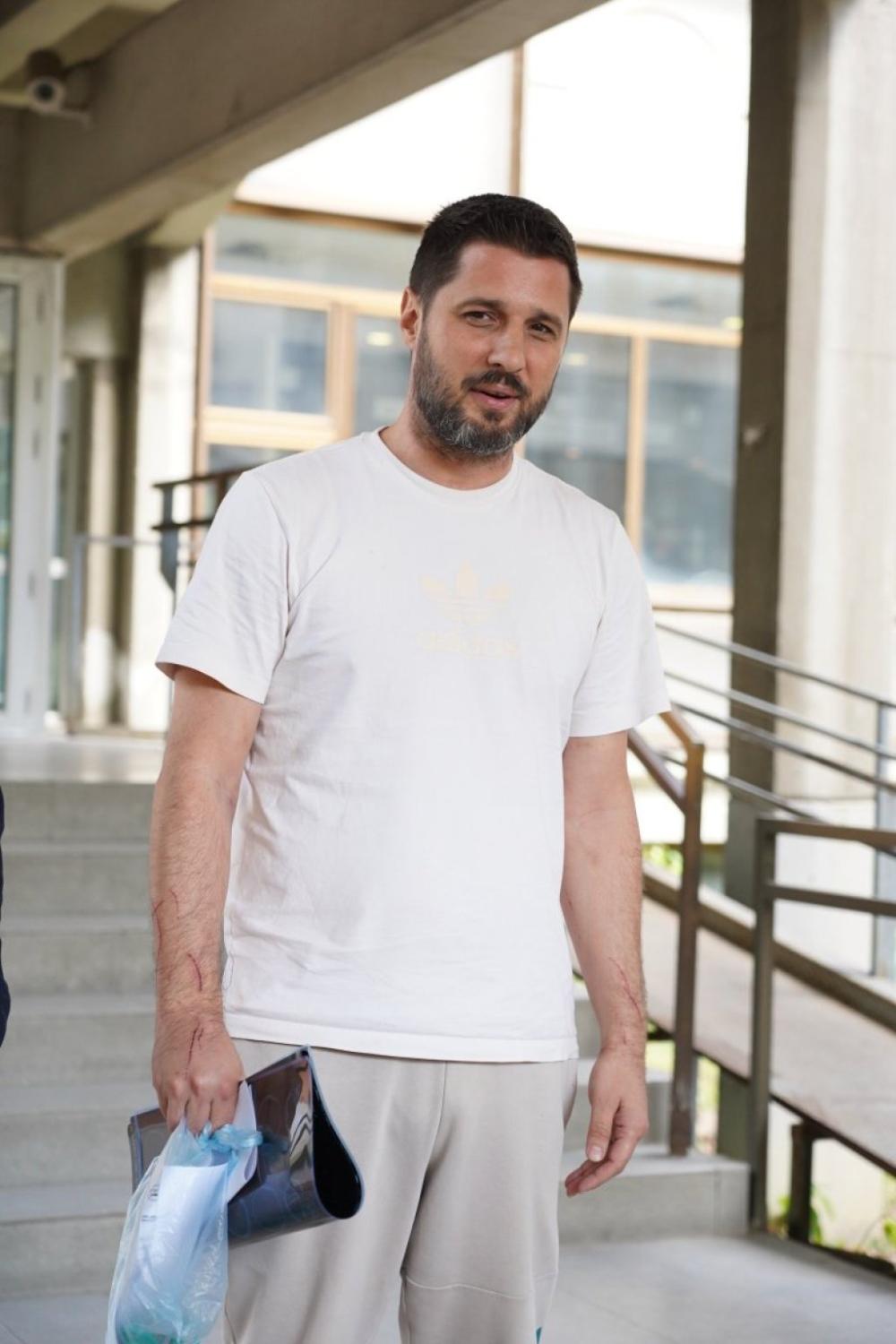 Marko Miljković podelio jeziv snimak sa sigurnosne kamere: "Planiraju da obiju stan dok nismo tamo"