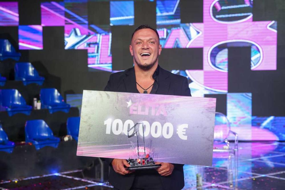 GASTOZ KUPIO STAN! Pokazao kako izgleda njegova nova nekretnina, na ovo je potrošio novac zarađen pobedom u Eliti! (FOTO)