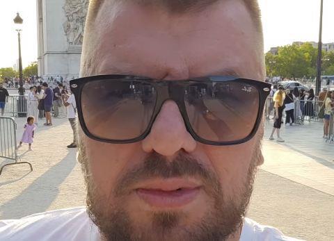 JANJUŠ ODVEO ĆERKU U PARIZ! Bivši košarkaš oduševio naslednicu, a onda se jasno obratio hejterima: Ako ste u blizini...