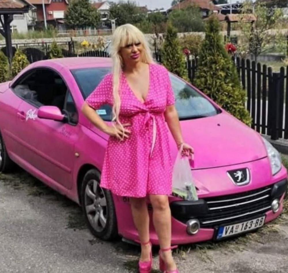 BOJANA BARBI PONOVO ŠOKIRA! Pogledajte samo šta je sada uradila