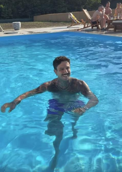 "MILJANU I ZOLU NE MOGU VIŠE NI NA MJUT DA GLEDAM" Filip Đukić nije štedeo reči za buduće cimere u Eliti 9: Sve hoće da ispadnu svetice