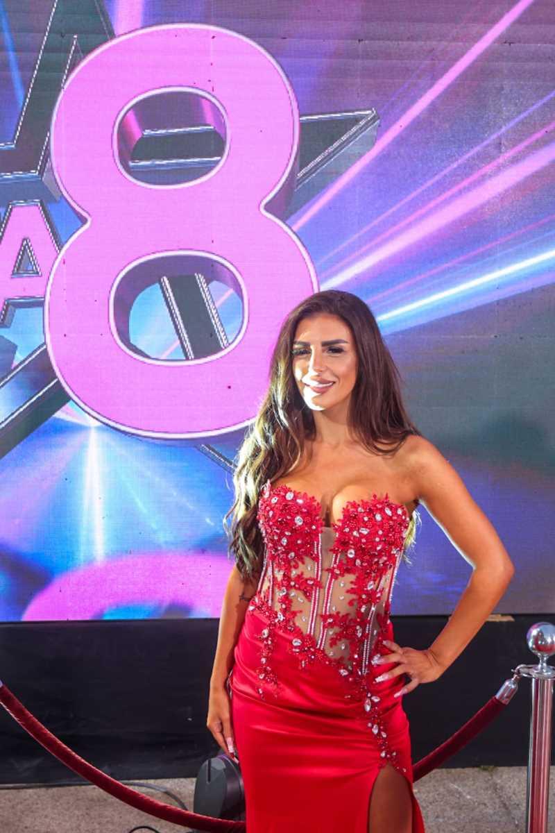 ENA ČOLIĆ IZVELA JOVANA PEJIĆA I SINA NA VEČERU, A NJIHOVA REAKCIJA NASMEJALA SVE DO SUZA Ona sve objavila, a nhjih dvojica identični! (FOTO)