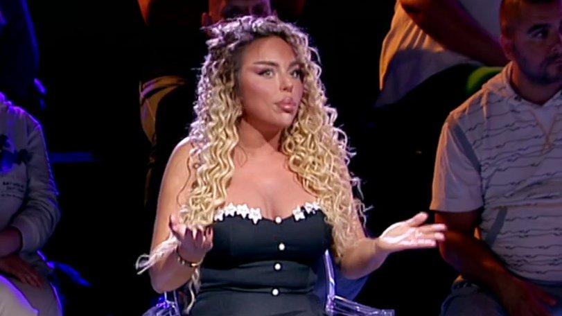 Totalni kanal Sofije Janićijević: Bez blama priznala da se poigrala s pričama o Atmiru, Bebica je unakazio! (VIDEO)