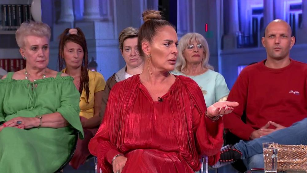 Mnogo teških reči je palo... Kačavenda progovorila o sukobu sa Janjušem, odlučila da zakopa ratne sekire! (VIDEO)