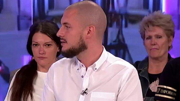 DAO OSTAVKU NA MESTU SUDIJE! Gruja povukao sve žute kartone upućene Mimas, ona prozvala Mrvicu: Za mene je ona obična VAŠKA! (VIDEO)