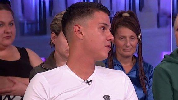 Filip je šmekerski spustio loptu, a Bora NASTAVLJA: Peja dao svoj sud o sukobu Santane i Ene Čolić, a onda je Mimas progovorila o upoznavanju Grujinih ćerki (VIDEO)