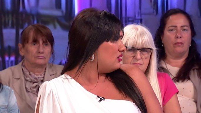 Nema leka za nju, terapijama produžava sebi život: Ana Nikolić sa suzama u očima progovorila o Radinom zdravlju, uopšte nije dobro! (VIDEO)