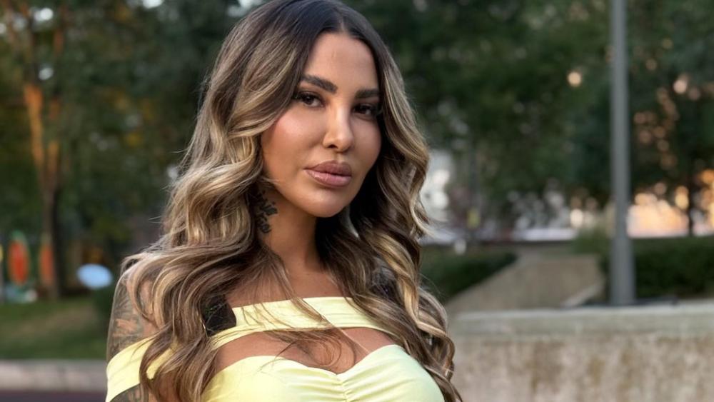 LUKA MI JE PRIREDIO ROĐENDAN: Aneli blista na gala proslavi, otkrila rođendanske želje, pa pomenula Asmina (VIDEO)