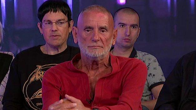 Pokazala je da voli da se meša u tuđe veze: Mića osuo drvlje i kamenje po Sofiji Janićijević, pa osudio Karića! (VIDEO)