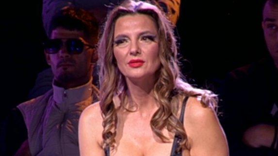 Kačavenda je krasila separee noćnog kluba, a ti... Gledalac stao uz Branku protiv Milene, a onda se Stefani osvrnula na Munjeza (VIDEO)
