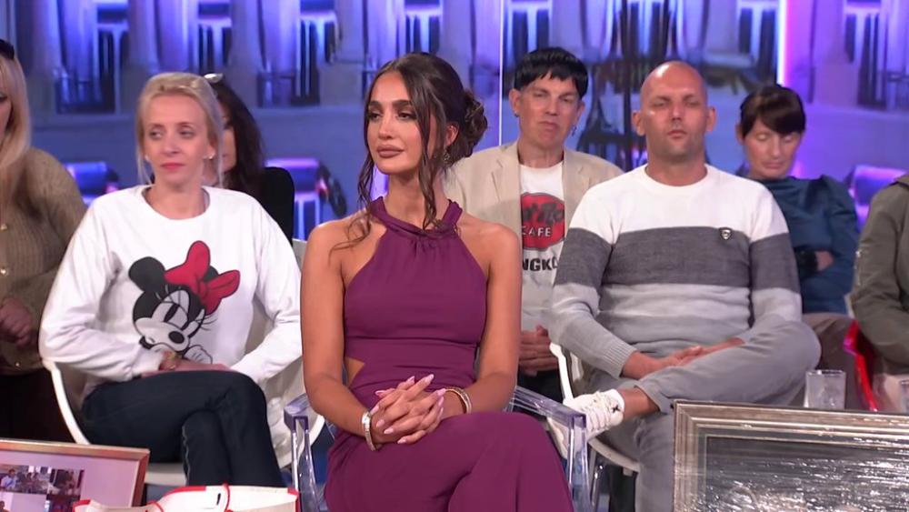 Ti si najveće zlo, zaštitno ime ti je MRŽNJA: Sofija na meti brutalnih prozivki, Anđelinim intimnim klipovima pokušala da se ODBRANI! (VIDEO)