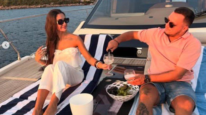 Nije ni slutila šta je čeka: Gastoz odugovlačio odlazak u Đenoviće, pa Anđeli priredio dan za pamćenje! Đuričićeva otkrila sve detalje! (FOTO)